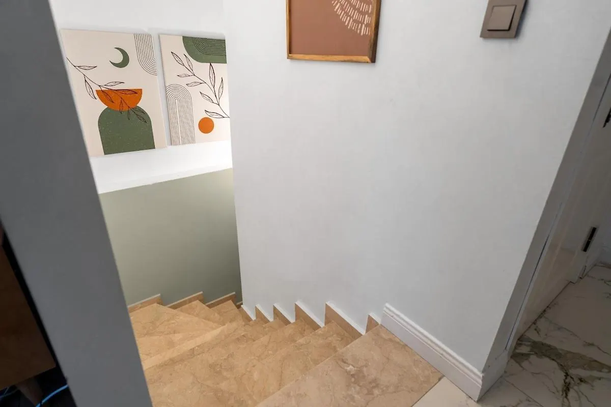 Luxury Scandinavian Design 2Br Duplex Near Tomtom Istanbul Turkey